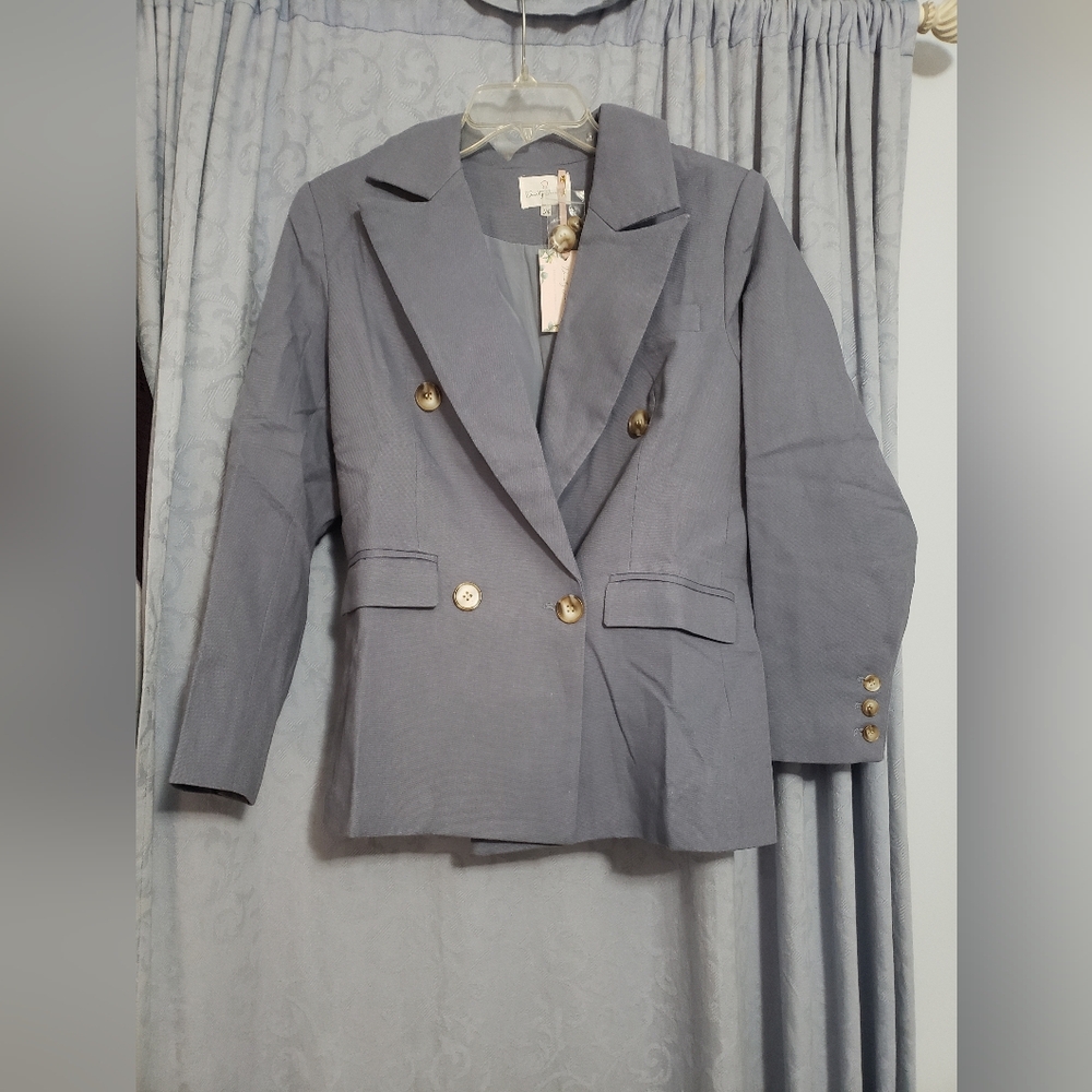 NWT Size Medium Blue Dainty jewells Blazer